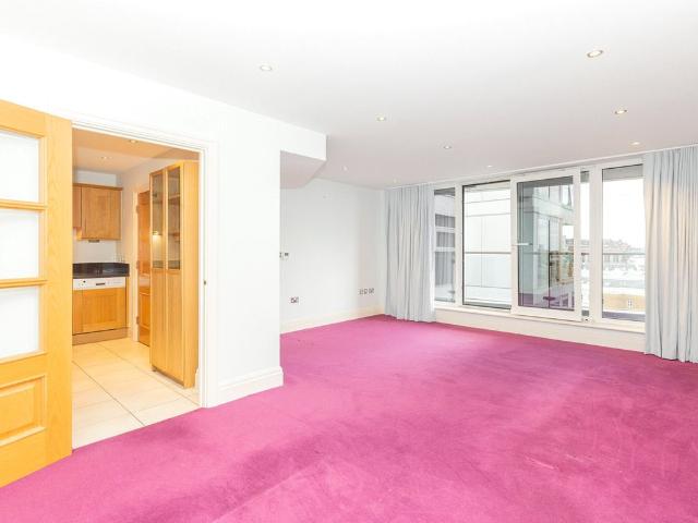 Apartment for rent in Imperial Wharf, Greater London