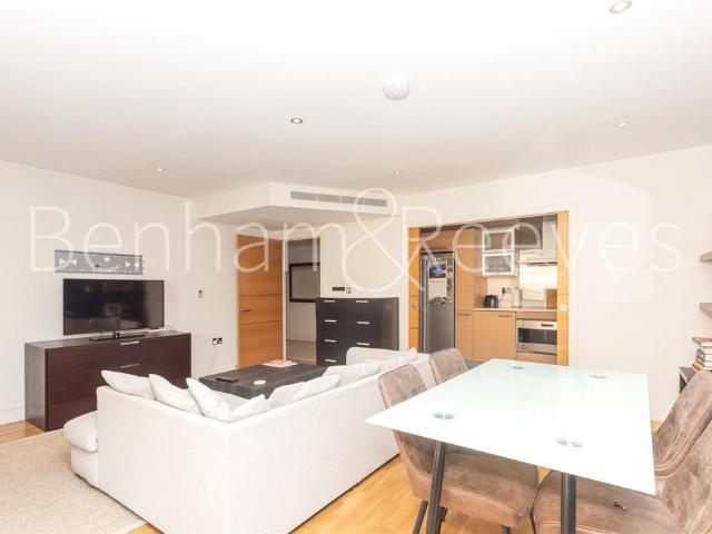Apartment for rent in Imperial Wharf, Greater London