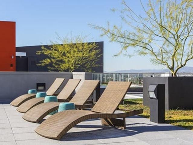 Townhouse for rent in Glendale