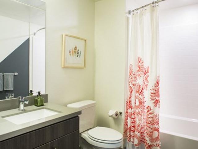 Townhouse for rent in Glendale