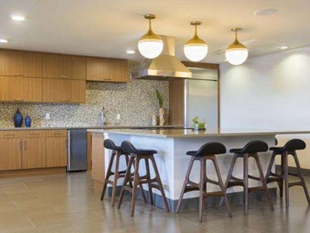 Townhouse for rent in Glendale