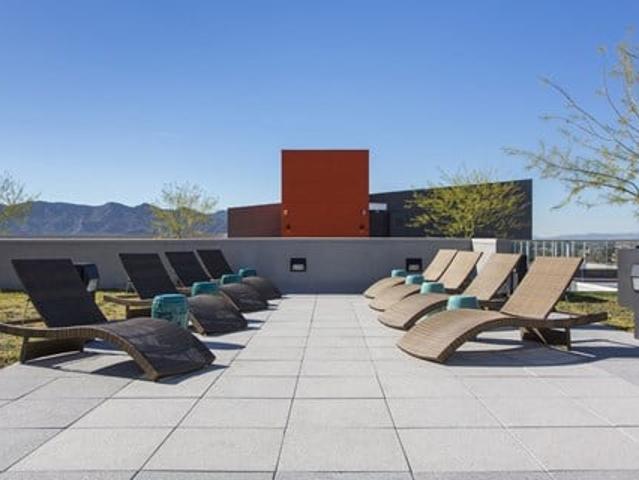 Townhouse for rent in Glendale