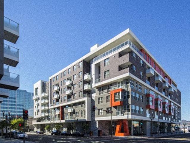 Townhouse for rent in Glendale