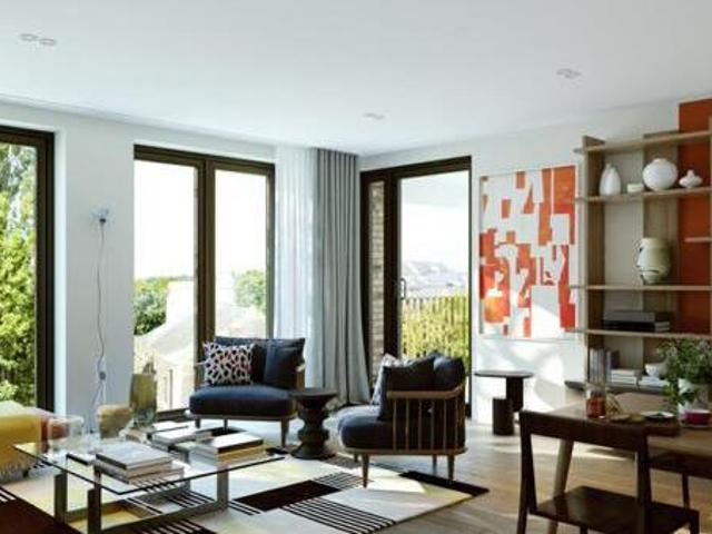 House for sale in Brentford End, Greater London