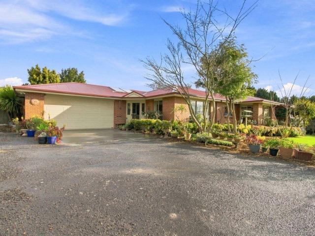 House for sale in Coalville, Victoria