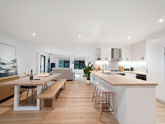 Apartment for sale in Cheltenham, Melbourne
