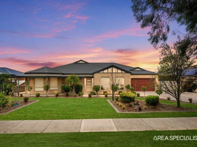 House for sale in Scenic Botania, Melbourne