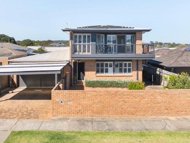House for sale in Mornington, Melbourne