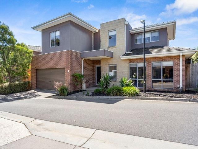 Townhouse for sale in Camerons Creek, Victoria
