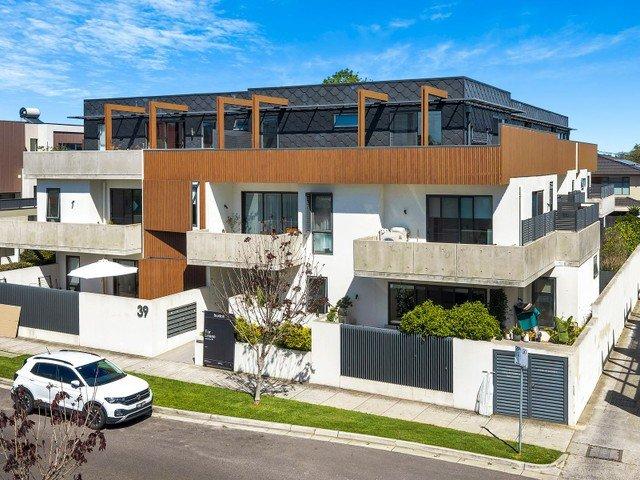 Apartment for sale in Bentleigh, Melbourne