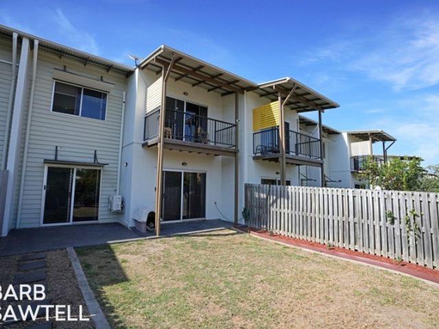 Townhouse for sale in New Auckland, Gladstone