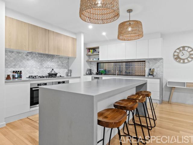 Townhouse for sale in Camerons Creek, Victoria