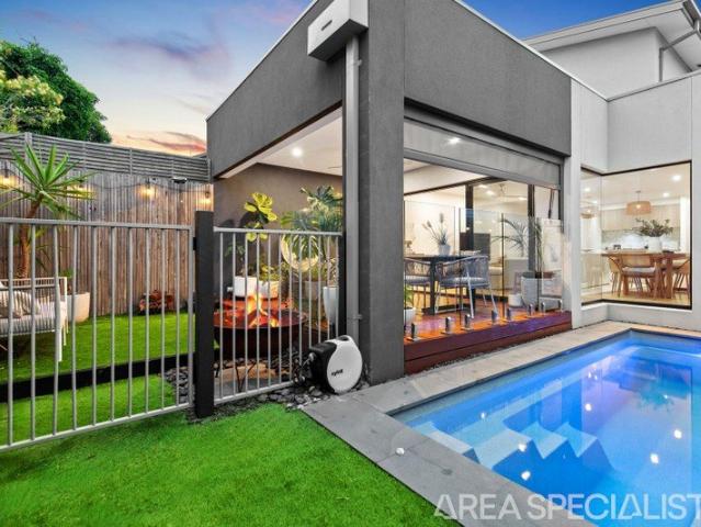 Townhouse for sale in Camerons Creek, Victoria
