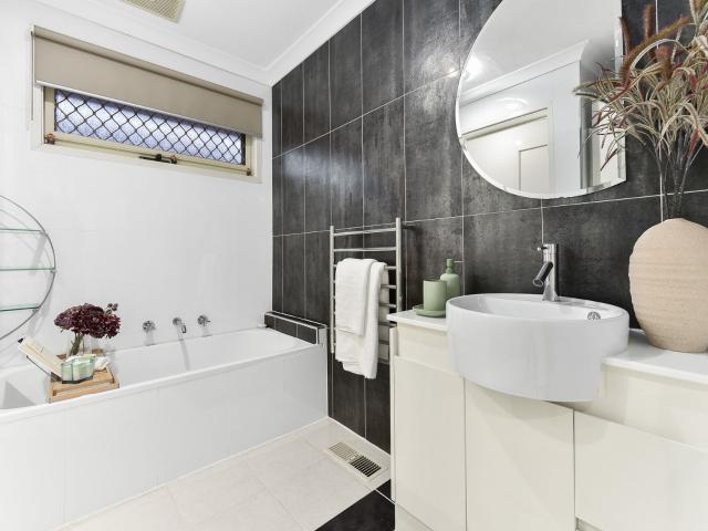 House for sale in Dandenong