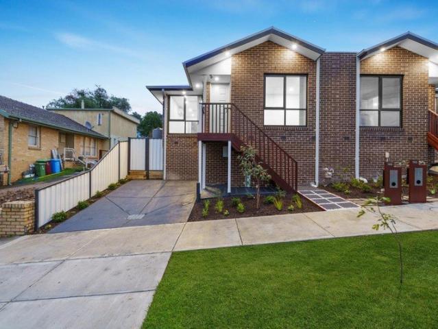 Townhouse for sale in Camerons Creek, Victoria