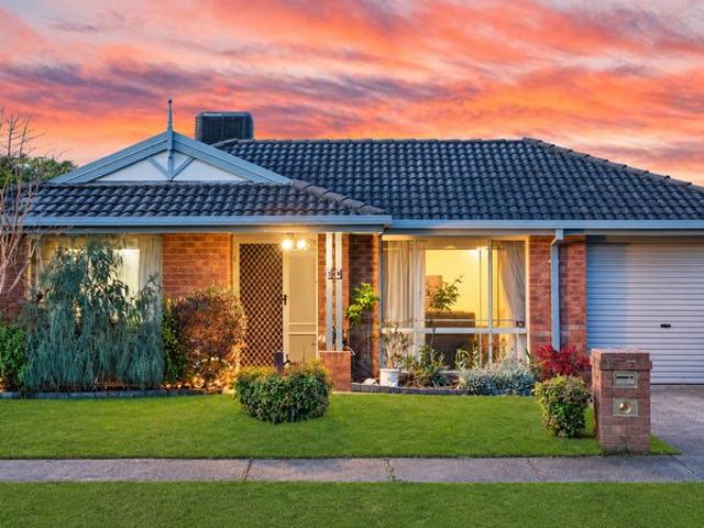 House for sale in Carrum Downs, Melbourne