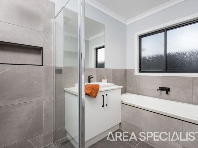 House for sale in Gol Gol, New South Wales