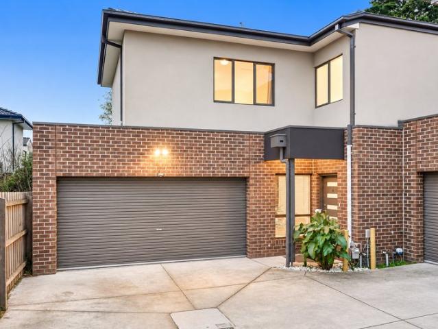 Townhouse for sale in Camerons Creek, Victoria