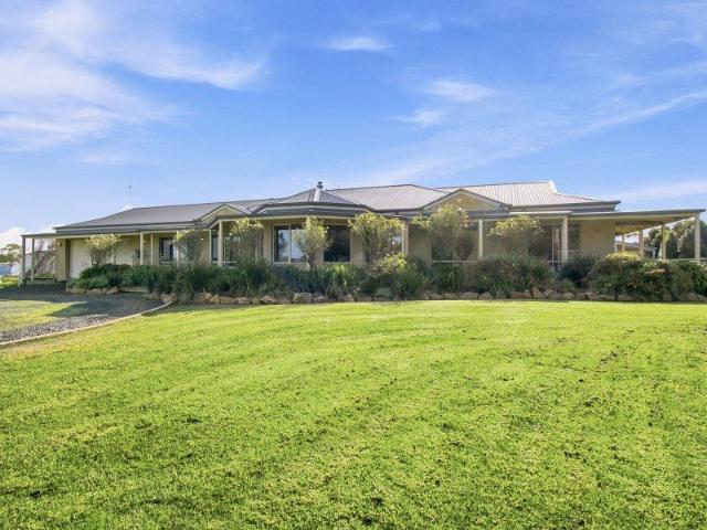 House for sale in Hazelwood North, Victoria