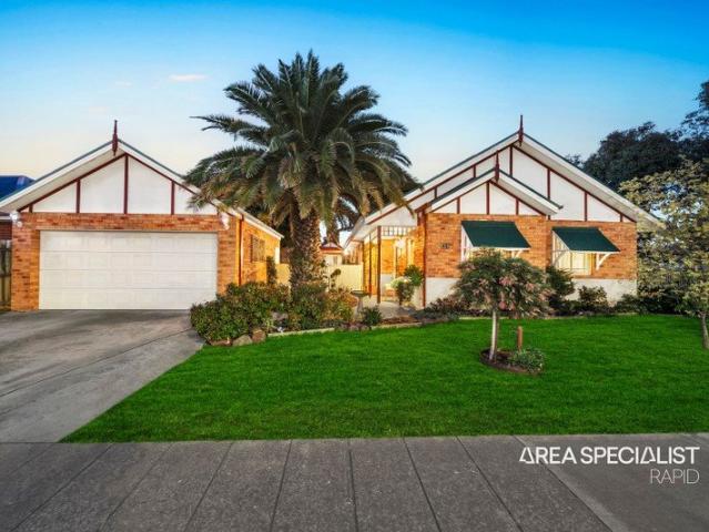 House for sale in Lynbrook Estate, Melbourne