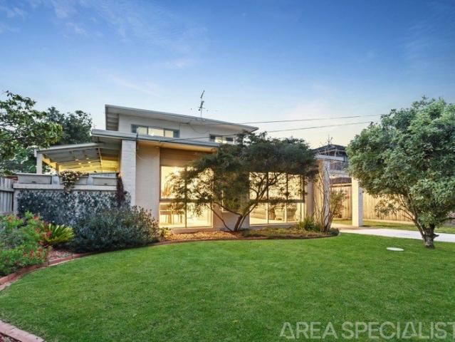 House for sale in Karingal, Melbourne