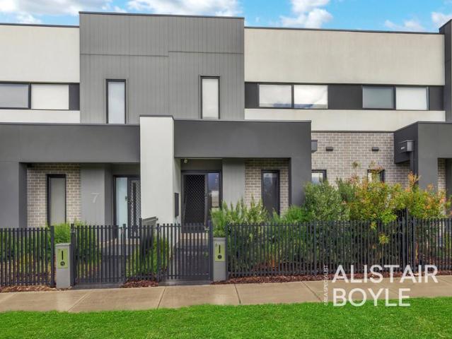 Townhouse for sale in Camerons Creek, Victoria