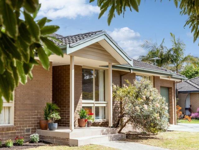 Apartment for sale in Ferntree Gully, Melbourne