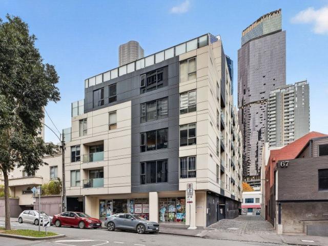 Apartment for sale in West Melbourne, Melbourne