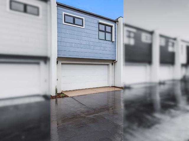 Townhouse for sale in Camerons Creek, Victoria