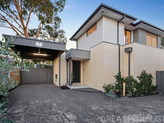 Townhouse for sale in Camerons Creek, Victoria