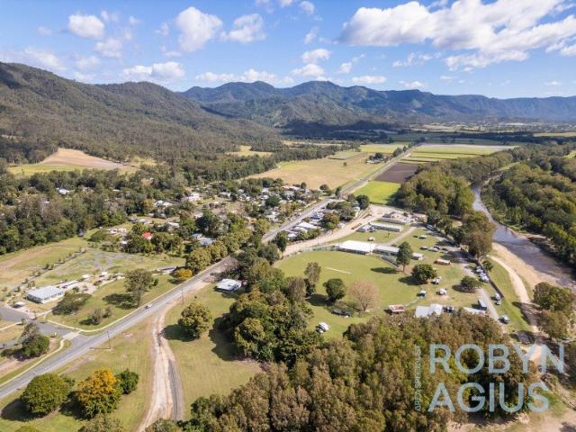 Land for sale in Finch Hatton, Queensland