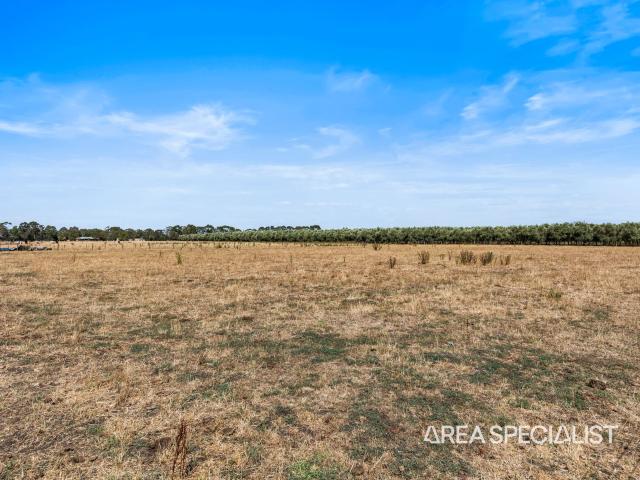 Cottage for sale in Camerons Creek, Victoria