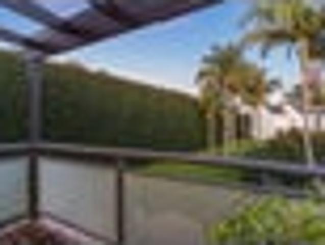 Townhouse for sale in Balmoral
