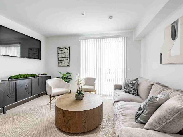 Apartment for rent in Canoga Park, California