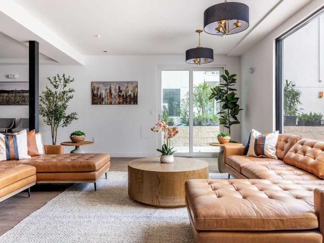 Apartment for rent in Van Nuys Neighborhood Council District, Canoga Park