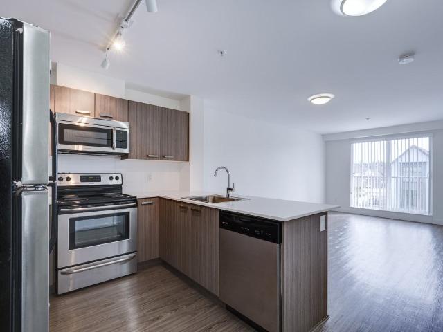 Apartment for rent in Surrey, British Columbia