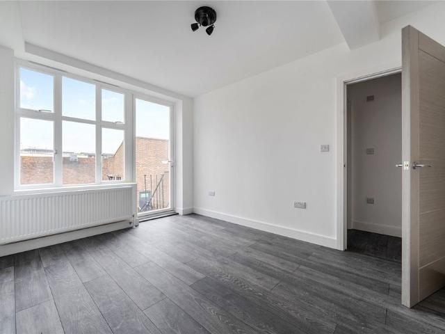 Apartment for rent in St Albans, Five Acres