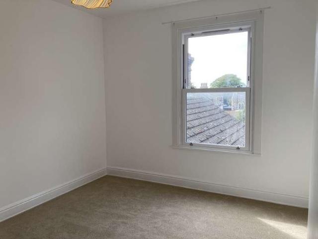 House for rent in Upton, Acol