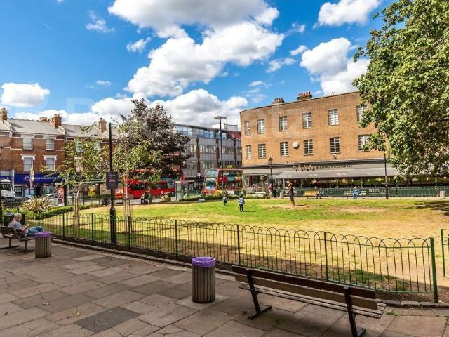 Apartment for rent in Crouch End, Greater London