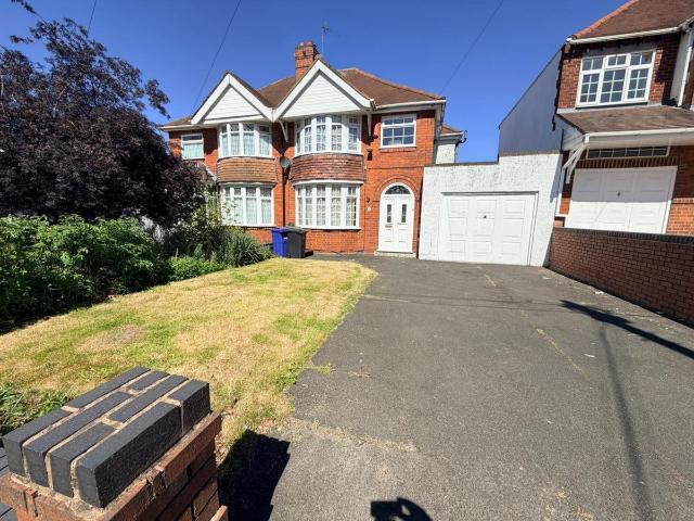 House for rent in Woodsetton, Coseley