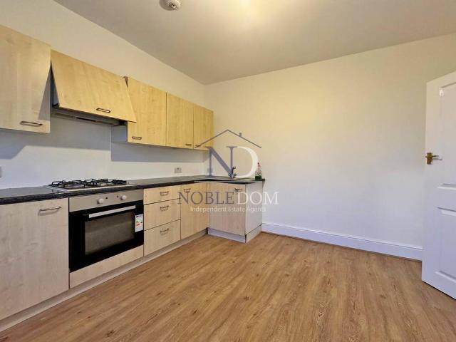 Apartment for rent in London Borough of Ealing, Greenford