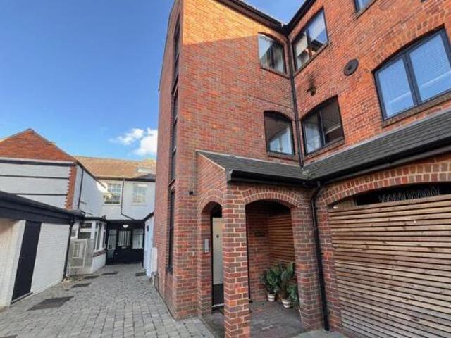 House for rent in Old Town, Chesham