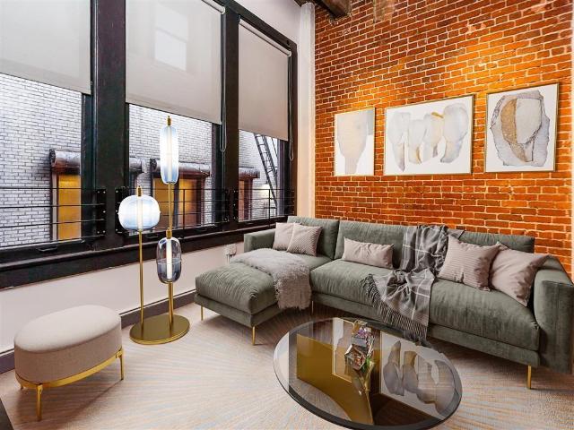 Apartment for rent in Canoga Park, California