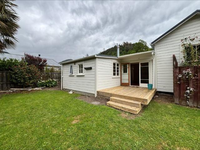 Apartment for rent in Nelson East, Nelson City