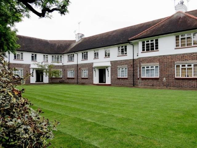 Apartment for rent in London Borough of Hounslow, Greater London