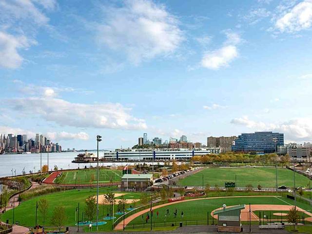 Apartment for rent in Englewood