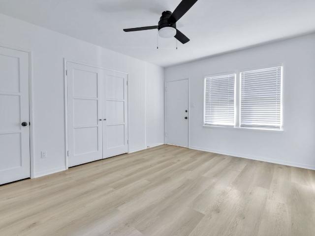 Apartment for rent in Long Beach, California