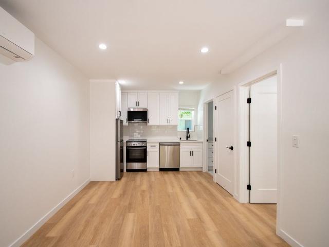Apartment for rent in Canyon Country, California