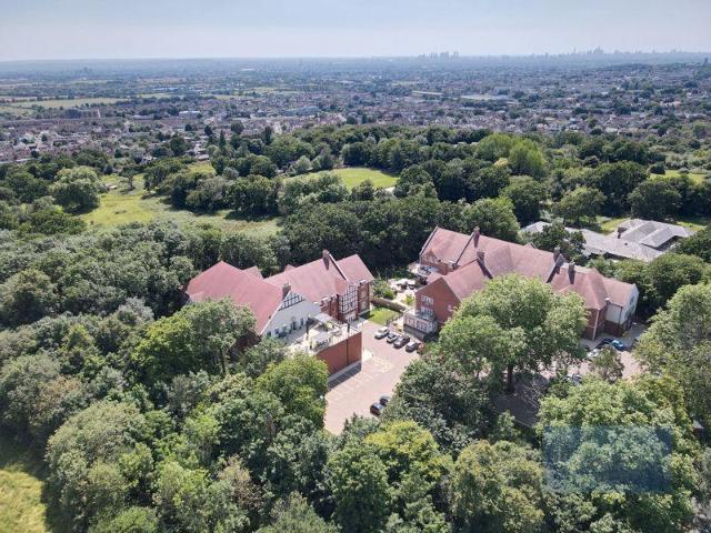House for rent in Chigwell, Epping