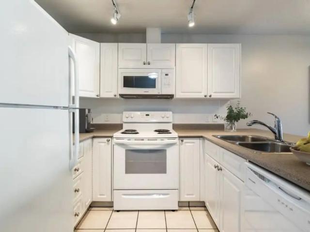 Apartment for rent in Connaught, Calgary